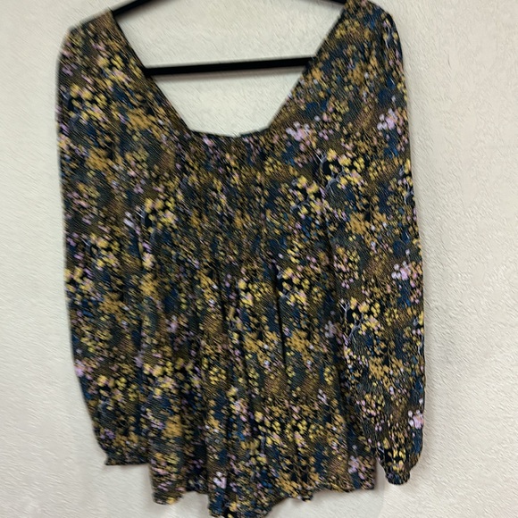 Urban Outfitters Black Floral Long Sleeve Romper size XS - Picture 7 of 7